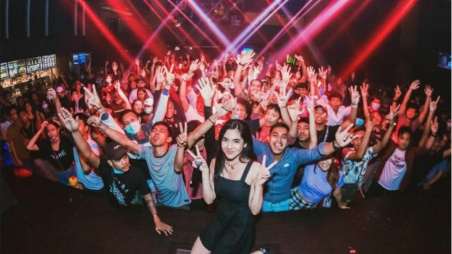 Profil dan Biodata DJ Una: Agama, Karier, Suami hingga Cerai