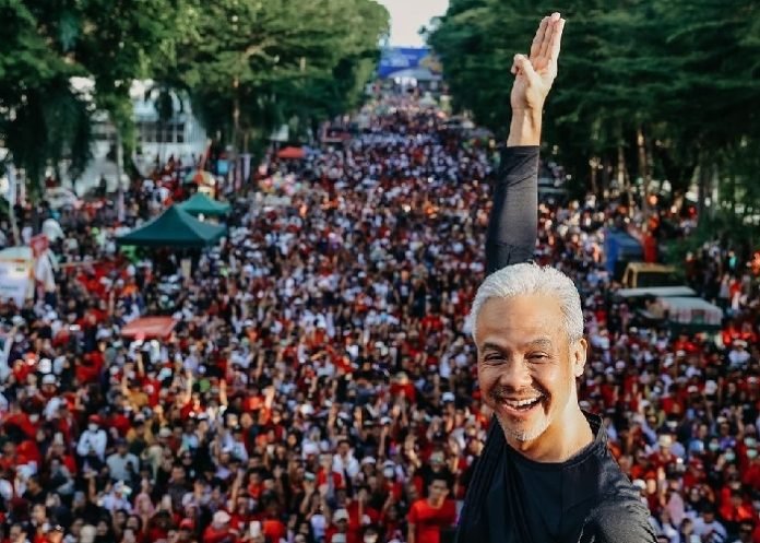 Antusiasme Masyarakat Sulsel di Jalan Sehat Perjuangan, Bukti Rakyat Butuh Ganjar-Mahfud