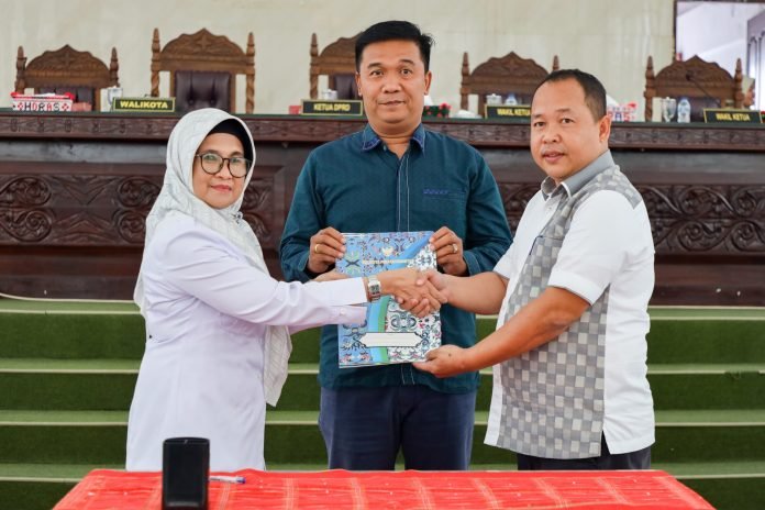 DPRD Sahkan Ranperda APBD Pematang Siantar Tahun 2024