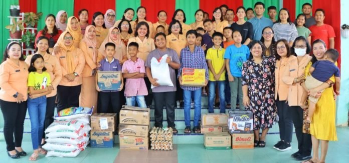 DWP Bersama TP PKK Kabupaten Simalungun Berbagi Tali Asih Ke Panti Asuhan