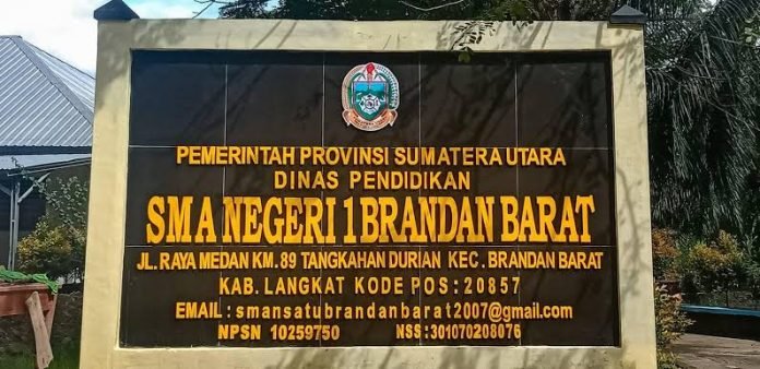 Kepala SMAN 1 Brandan Barat Masih Bungkam Terkait Perincian Penggunaan Dana BOP dan BOS Tahun 2022
