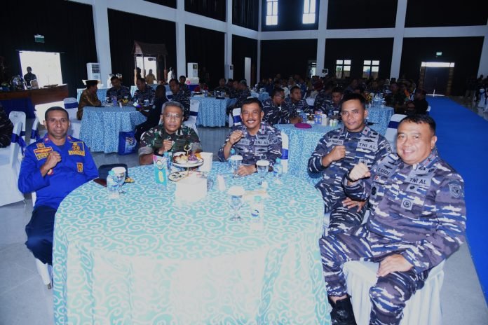 Komandan Pasmar 3 Hadiri Pisah Sambut Pangkoarmada III