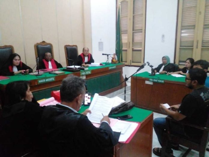 Mahasiswa Kurir 2 Kg Sabu Jaringan Aceh-Lombok Ditangkap di Bandara KNIA Diadili