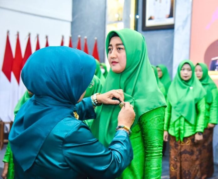Ny. Maya Indriasari Dilantik Sebagai Ketua DPD Wanita Pujakesuma Batu Bara