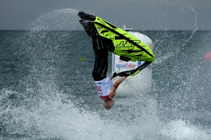 Para Rider Aquabike Ungkap Senang Balapan di Danau Toba