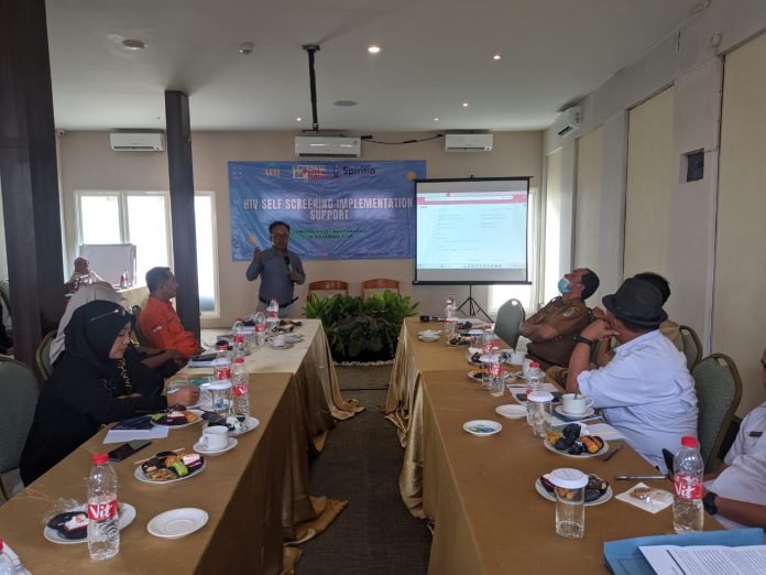Penyuluh Agama Islam Mengikuti FGD HIV Self Screening Implementation Suport