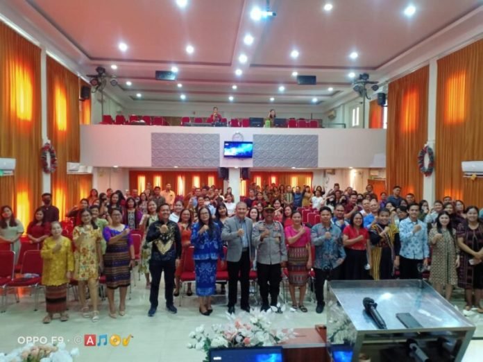 Polsek Sei Beduk Lakukan Minggu Kasih & Bansos Bersama Masyarakat Di Gereja GBI Bida Ayu