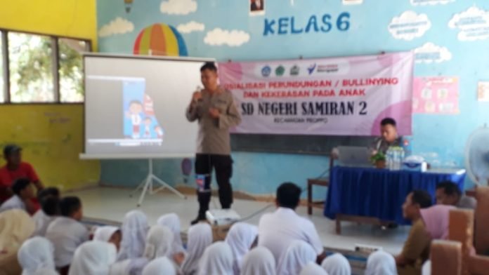 Stop Bullying, Kapolsek Proppo Turun Langsung Sambangi SDN Samiran 1