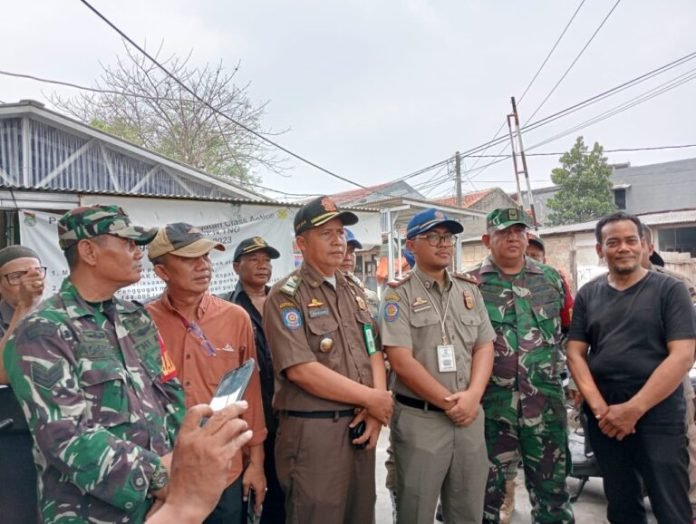 Terkesan Bandel, Satpol PP Kabupaten Tangerang Berikan SP 2 Pada Pedagang Pasar Kutabumi Lama