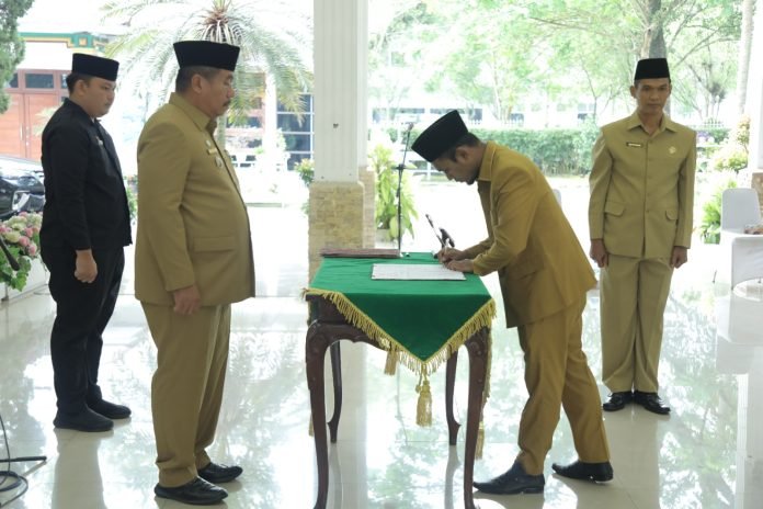 Wakil Bupati Asahan Lantik Pejabat Administrator dan Pengawas