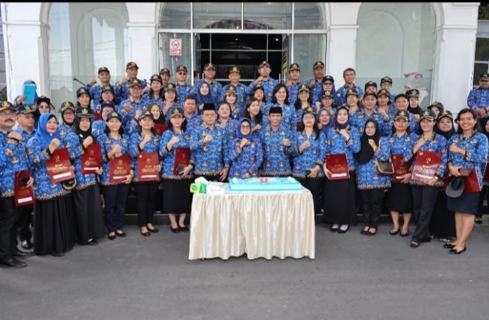 Wali Kota Pematang Siantar Hadiri dr. Susanti Dewayani SpA Upacara Peringatan HUT Ke 52 Korpri