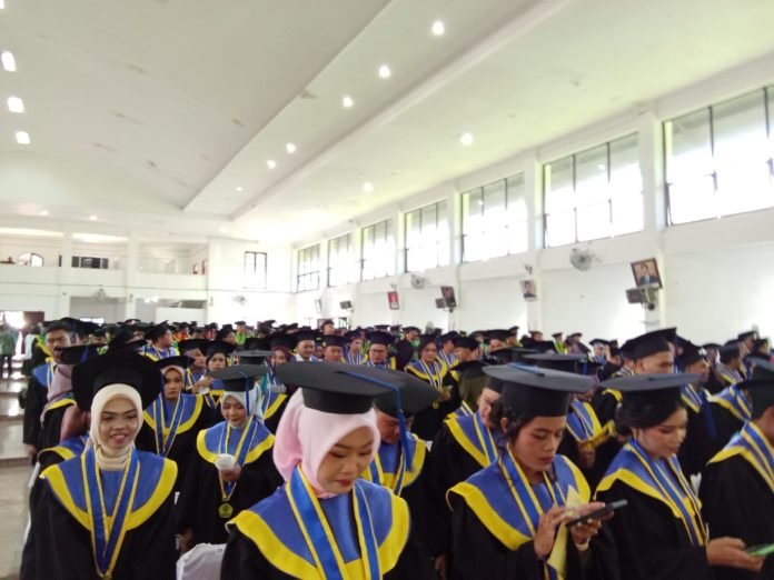 477 Mahasiswa USI ikuti Wisuda Gelombag II