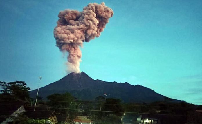 Aktivitas Merapi Masih Tinggi, Warga Diimbau Waspada