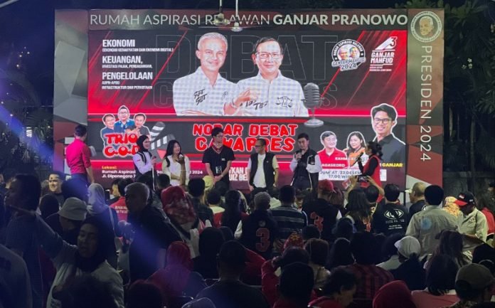 Alam Ganjar Puji Penampilan Kostum Mahfud MD di Debat Cawapres