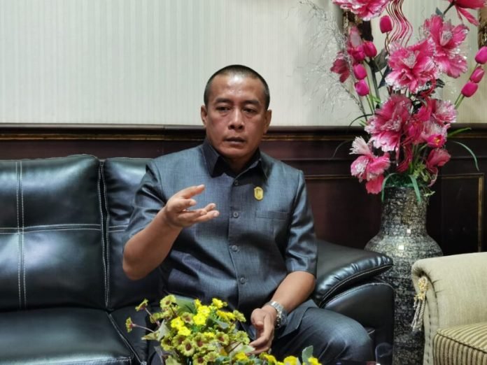 Andre Pratama: Warga Tagih Janji PLN Pasang Jaringan Listrik di Kampung Tebol Sebatik