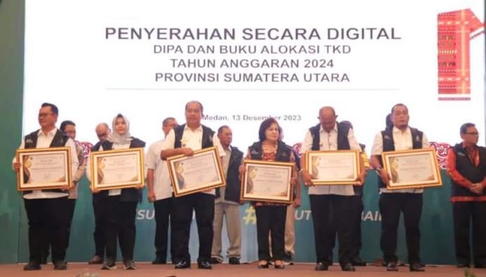 Asahan Raih Penghargaan Pemda Dengan Penyaluran Dana Desa Terbaik 2023