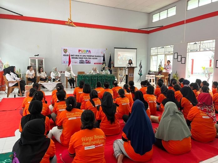 Bhakti Sosial Forum Puspa dan Dinas P3APPKB Kalimantan Tengah di Lapas Perempuan Palangka Raya 1