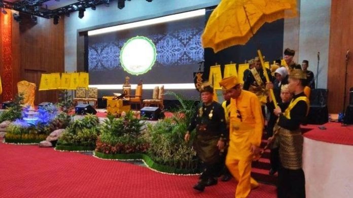 Bupati Deliserdang M Ali Yusuf Siregar Diberi Gelar Kehormatan Kesultanan Datuk Sri Utama Paramudya Diraja