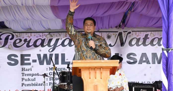 Bupati Samosir Rayakan Natal bersama GPdI se-Samosir