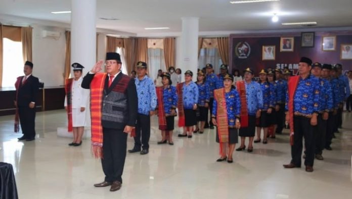 Bupati Taput Lantik 22 Pejabat dan 2 Direktur BUMD