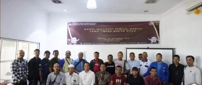 Cegah Berita Hoax, KPU Batu Bara Gelar ‘Ngopi’ Dengan Awak Media