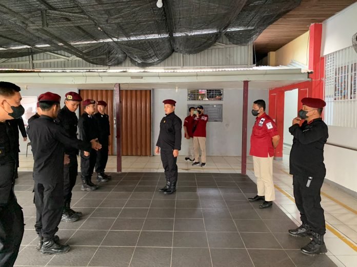 Cegah Gangguan Kamtib Jelang Nataru 2024, Divisi Pemasyarakatan Kanwil Kalbar Geledah Blok Hunian Lapas Singkawang