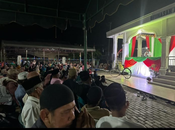 Dakwah Haji Uma di Daroy Kameu Aceh Besar Ajak Masyarakat Muliakan Anak Yatim