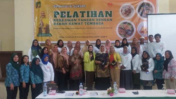 Dinas Pariwisata Langkat Gelar Pelatihan Ekonomi Kreatif di Bukit Lawang