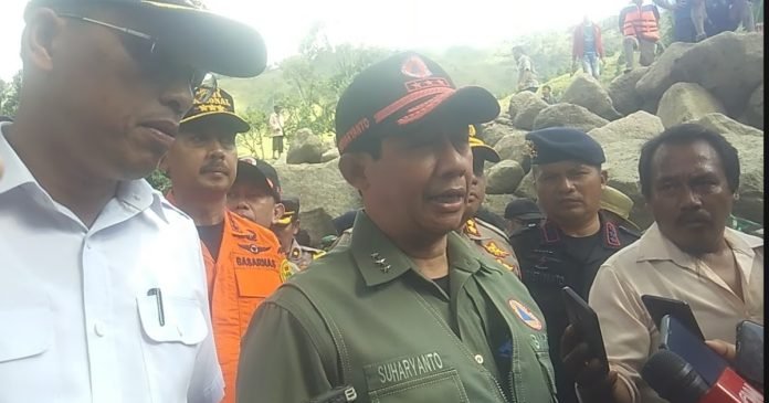 Diperintah Presiden, Kepala BNPB Pusat Tinjau Lokasi Lonsor Ribuan Batu Gunung di Baktiraja