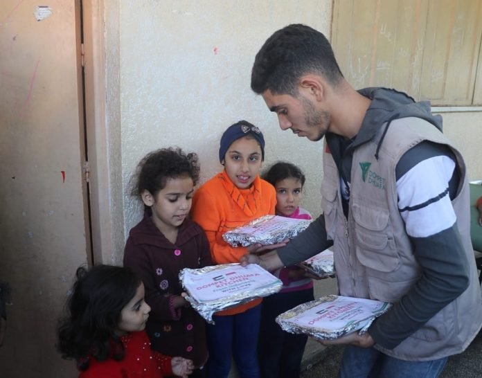 Dompet Dhuafa Salurkan 3.000 Paket Makanan Setiap Hari di Gaza