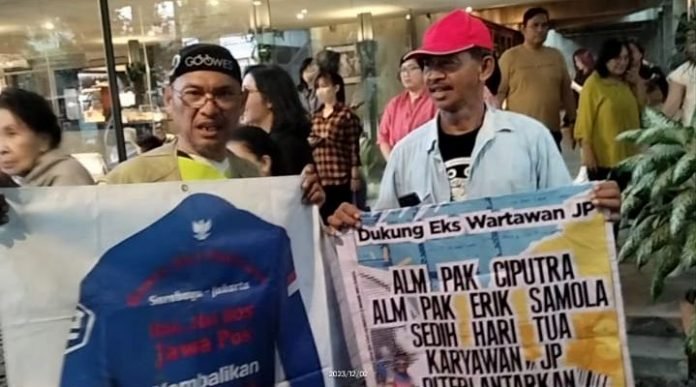 Gagal Temui Goenawan Mohamad, Cak Amu Orasi di Kantor Salihara