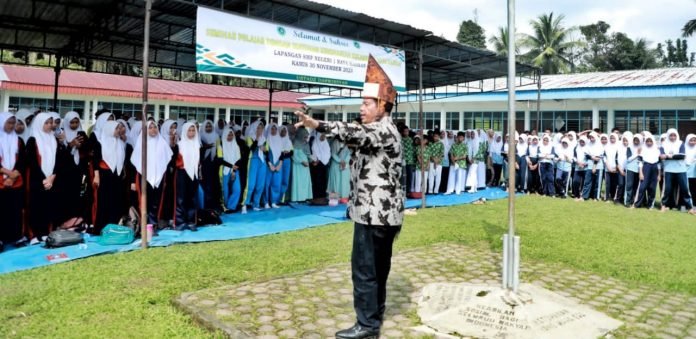 Hadiri Seminar Pelajar dan Siraman Rohani, RHS: Giat Belajar dan Jauhi Narkoba