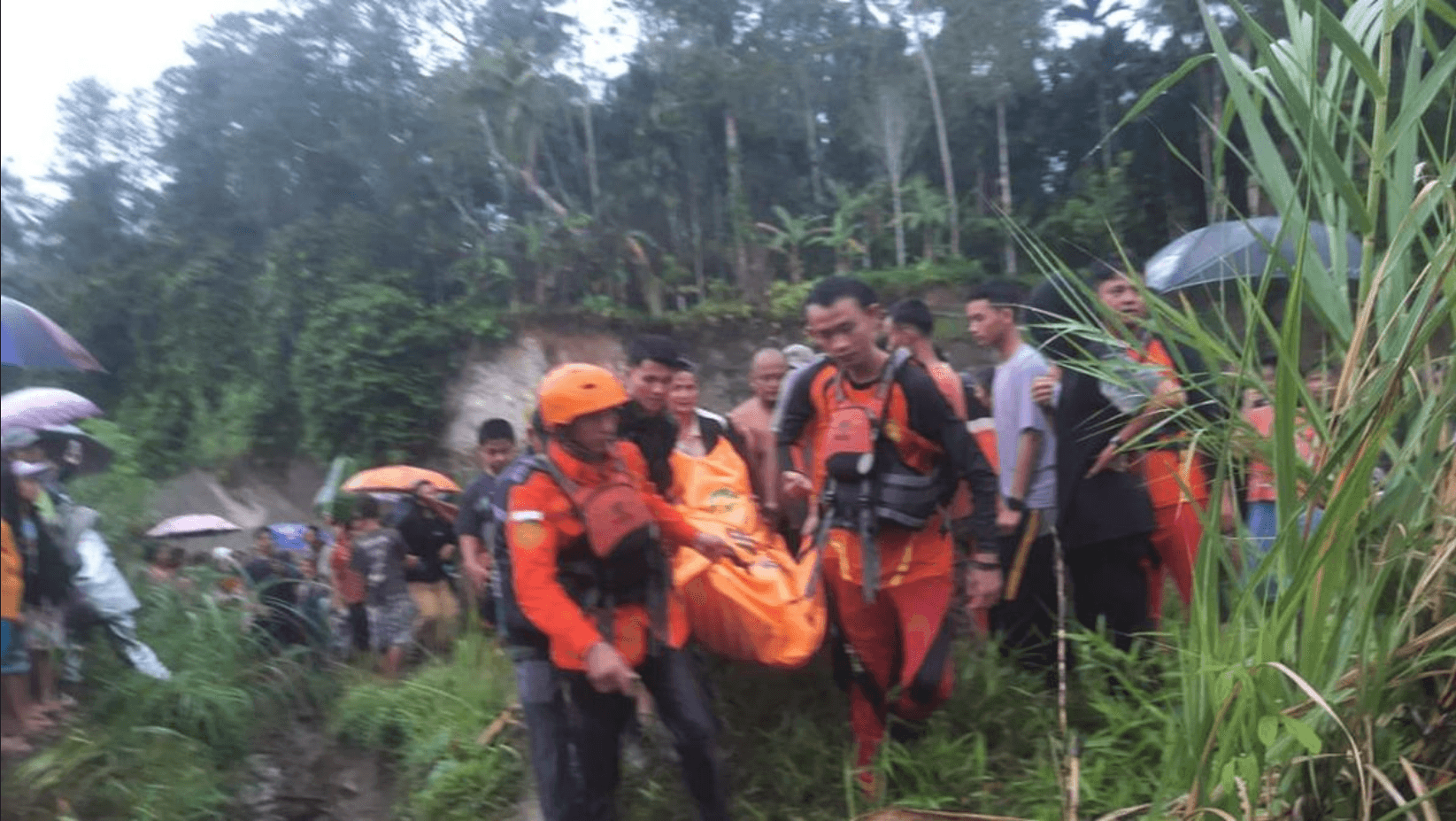 Ibu-Anak di Nias Hanyut di Sungai, 1 Tewas