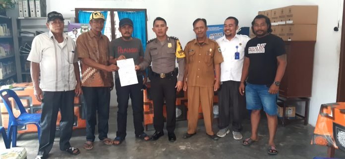 Ini Cara Bhabinkamtibmas Kahean Selesaikan Masalah Meludahi Orang