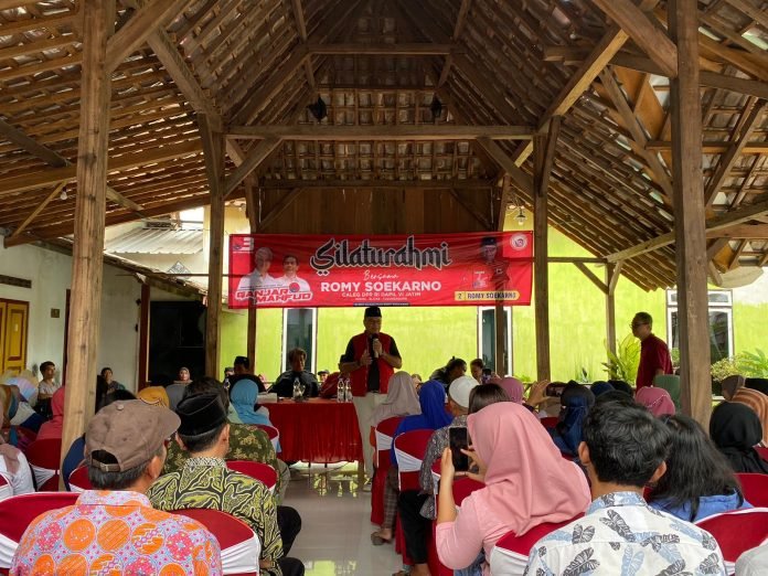 Jalankan perintah Ketua Umum, Romy Soekarno Turun dan Sapa Masyarakat Kec. Kedungwaru Kab. Tulungagung