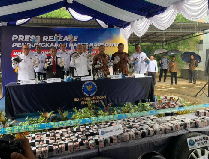 Jelang Nataru, BNNP Kepri Sita Mobil Bermuatan 60 Kg Sabu di Tanjungpinang