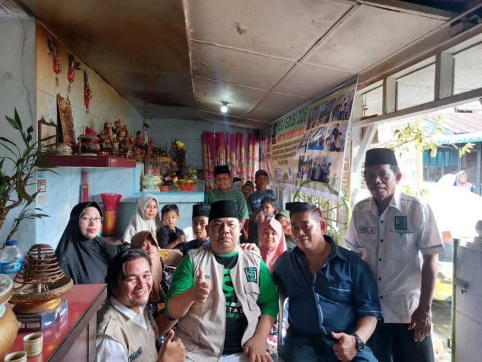 Jumat Berkah Edisi 226, Pengobatan Shinse Tan dan KSJ Pusat Salurkan Paket Sedekah di Kota Tebing Tinggi