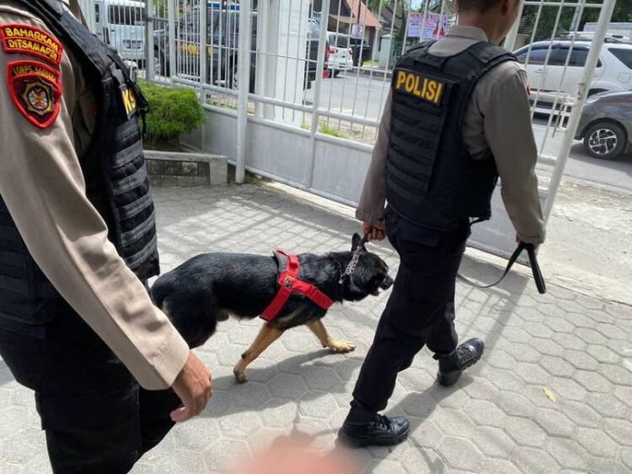 Anjing Pelacak Dikerahkan Guna Sterilisasi Kantor KPU Sumut