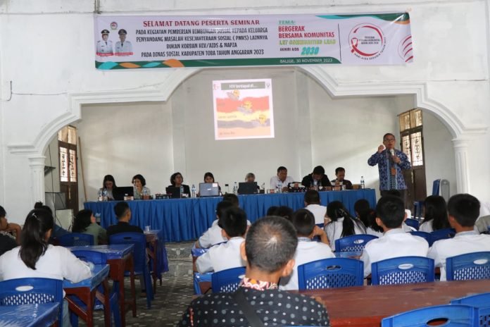Kadis Kesehatan Toba Paparkan Penularan dan Pencegahan Penyakit AIDS
