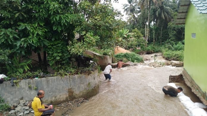 Kadis PUPR Madina: Terimakasih Warga Bergotongroyong Soal Tanggul, Awal Tahun Dimaksimalkan