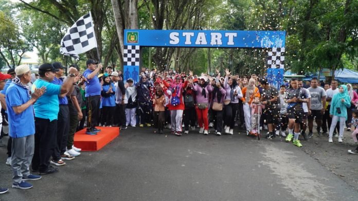 Kapolres langkat bersama Ferkopimda Langkat Laksanakan gerak jalan santai