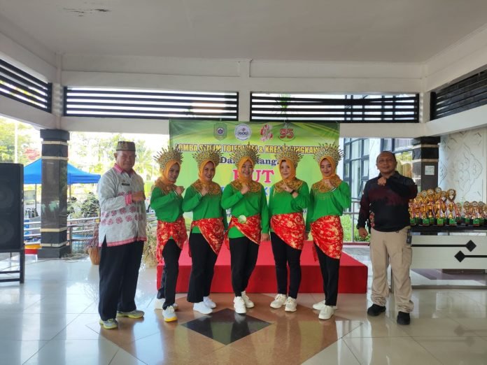 Lapas Singkawang Raih Juara Pertama Lomba Senam Toleransi Antar Instansi