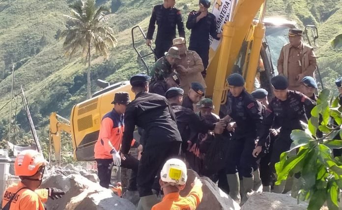 Longsor di Humbahas, Kabid Humas: 3 Orang Telah Ditemukan