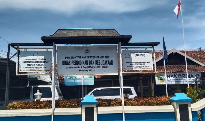 Mantan Sekda Pemalang Cepat Tanggap, Akibat Tidak Kepatuhan Soal Surat Edaran Dari Dindikbud Kab.Pemalang