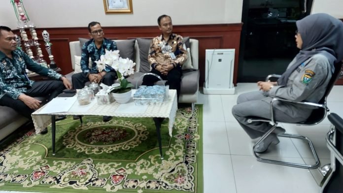 Optimalisasi Layanan Kesehatan Warga Binaan, Kalapas Muara Enim Sambangi Dinkes Muara Enim