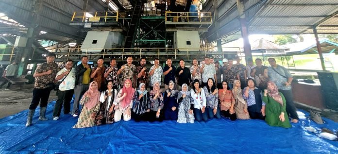 PTPN IV Regional 2 Management Kebun, PKS Berangir fan Unit Group 2 Salurkan Sembako Program Jumat Berkah