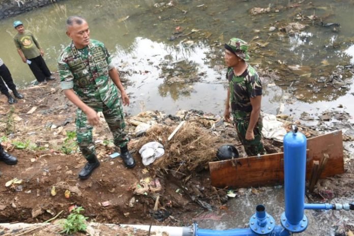 Pangdam III/Siliwangi Pasang Pompa Hydram untuk Sawah di Desa Panenjoan