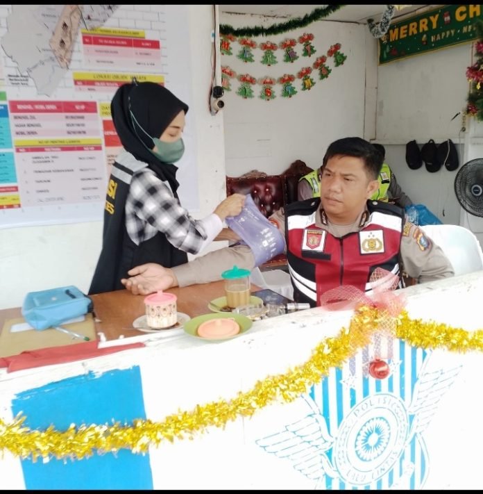 Pastikan Kesehatan Tetap Ok, Dokes Polres Pematang Siantar Rutin Cek Kesehatan Anggota Pos