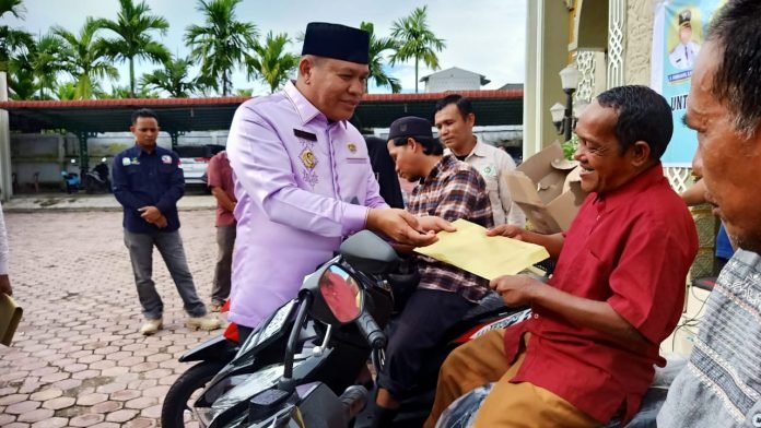Penyandang Disabilitas Di Abdya Dapat Bantuan Motor 3 Roda