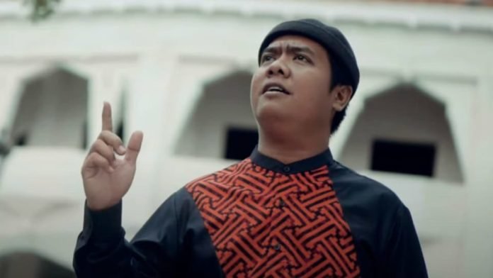 Penyanyi Religi Asal Pamekasan Madura “Fariji Dawuh” Rilis Mini Album RI5 di Pasar Lagu Indonesia